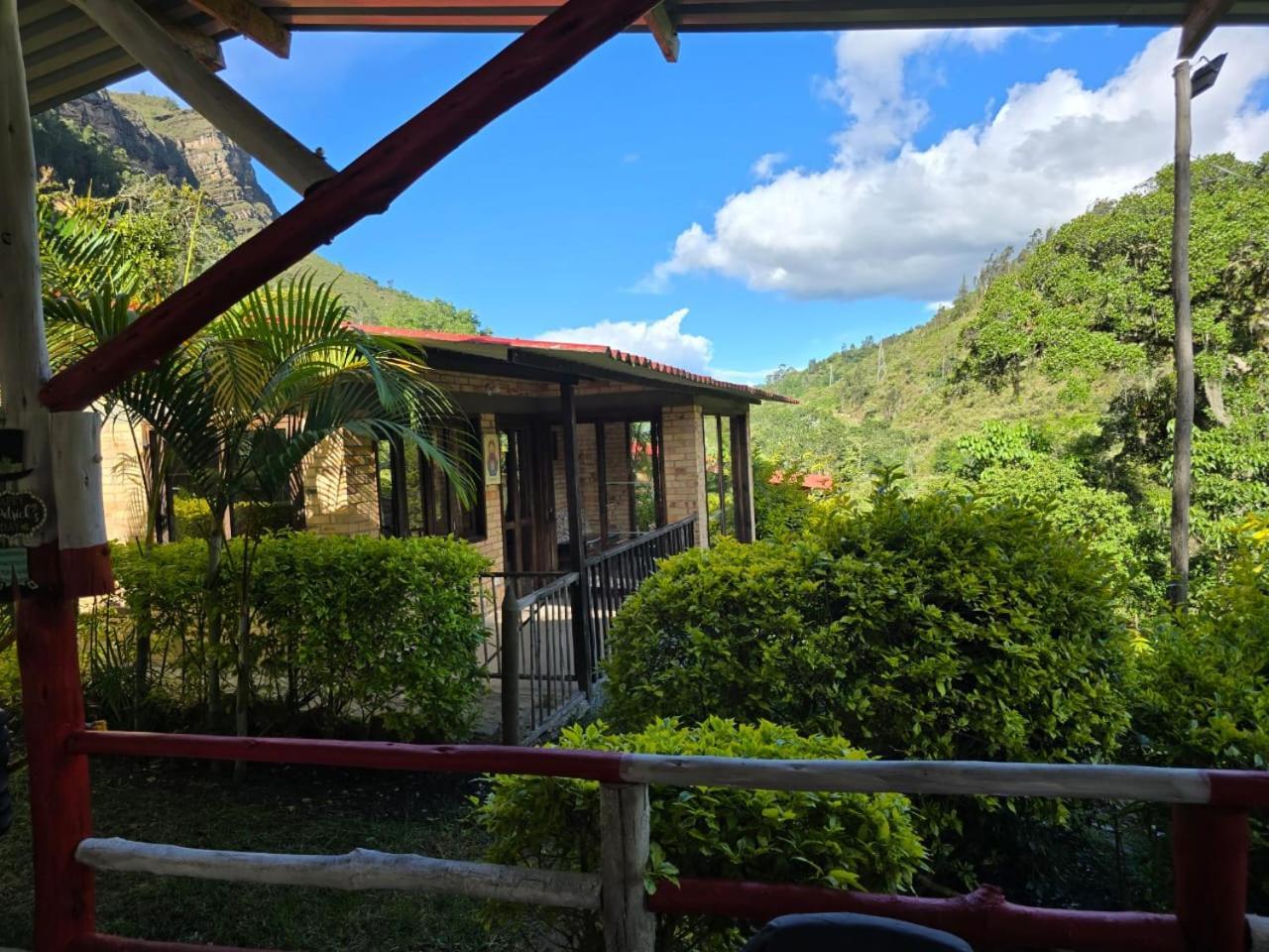 Hotel Campestre Rocas Del Paraiso Мачета Экстерьер фото